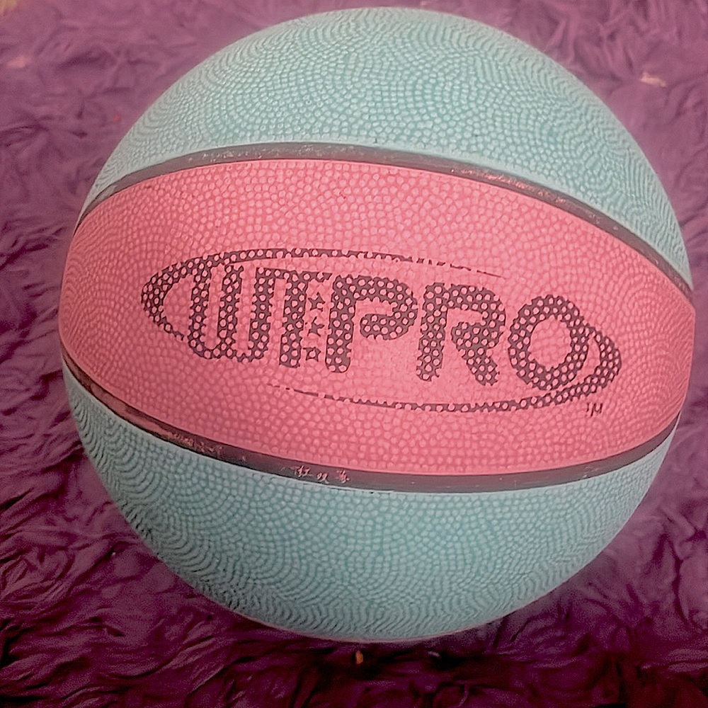 BASKETBALL
